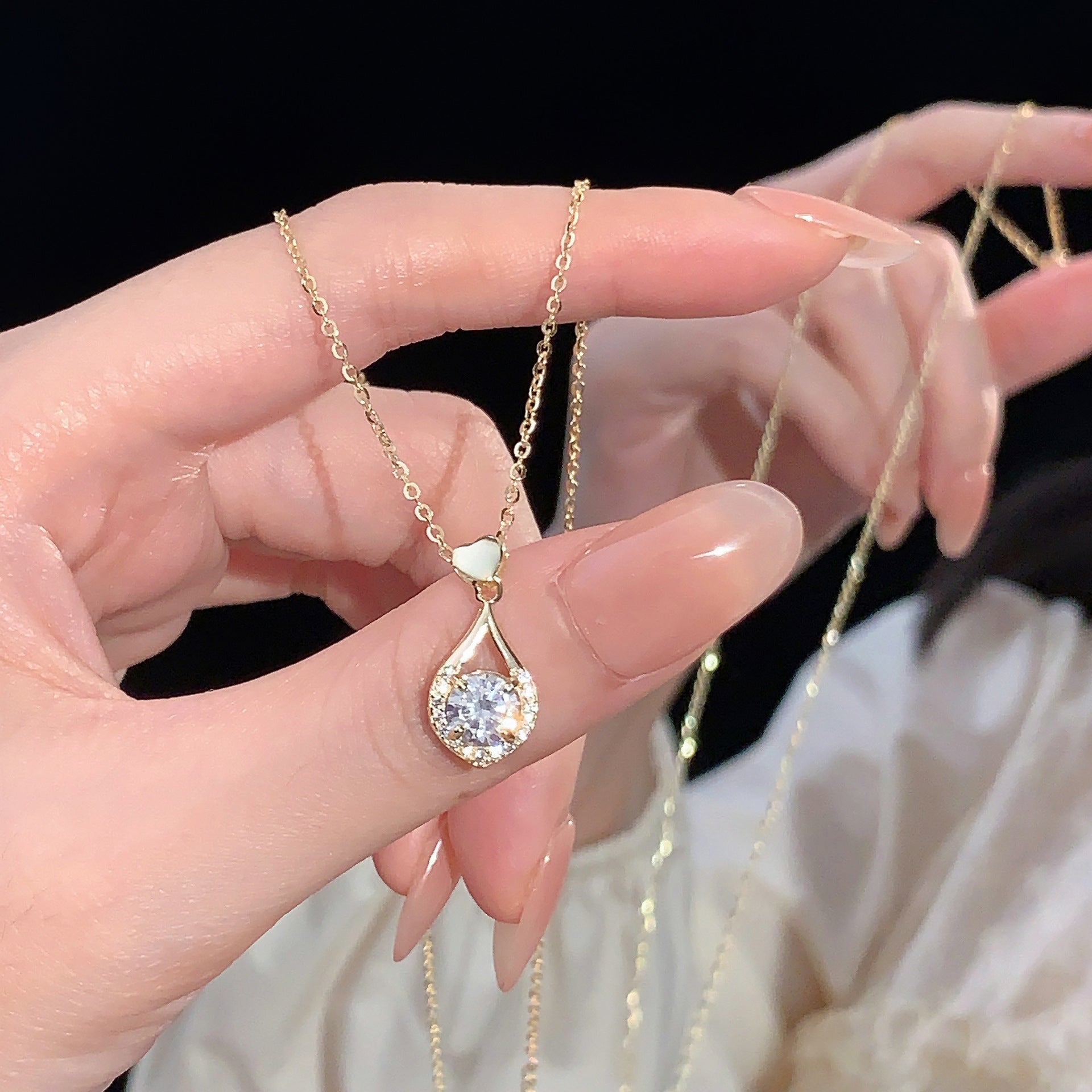 925 Sterling Silver Angel's Tears Heart-Shaped Necklace