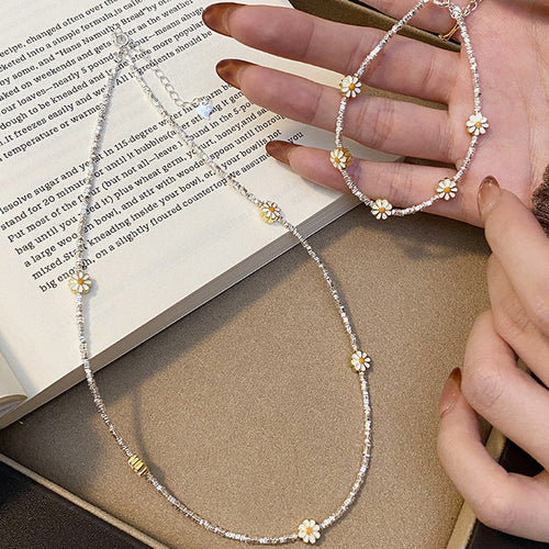 925 silver small daisy crushed silver oil drop flower necklace