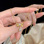 925 Sterling Silver Super Sparkling Teardrop Bow Necklace