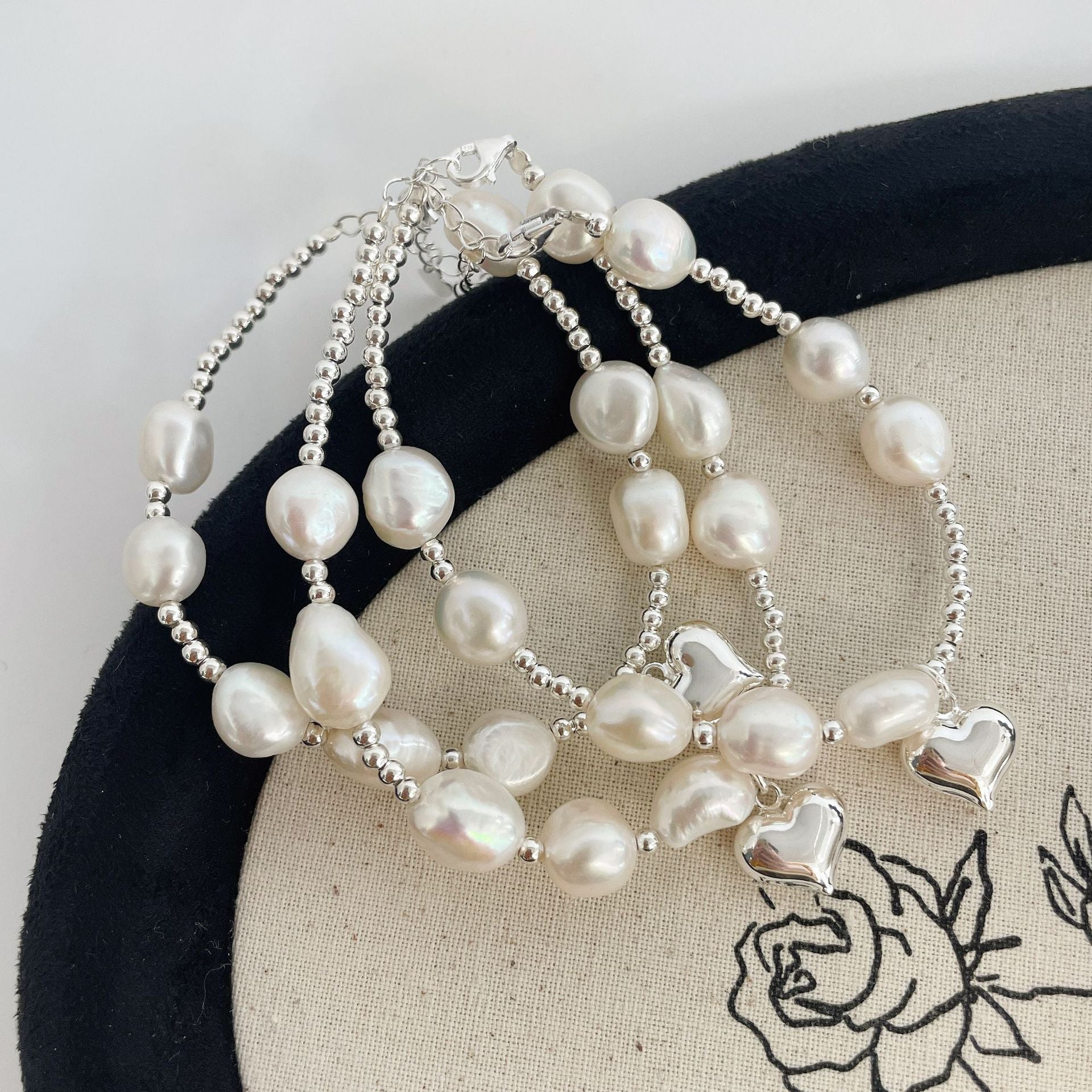 925 Sterling Silver Heart-Shaped Freshwater Pearl Bracelet
