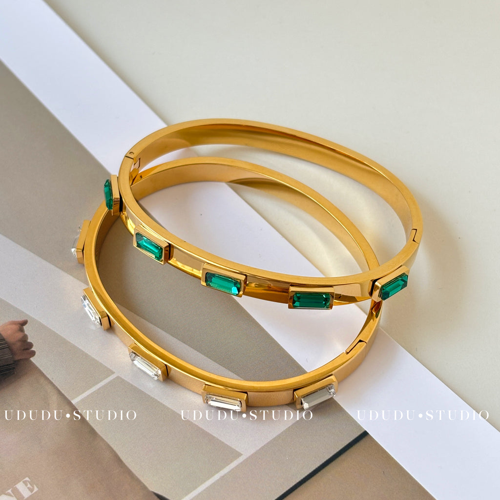 Square Emerald Diamond-Set High-Color Retention Stainless Steel Bangle