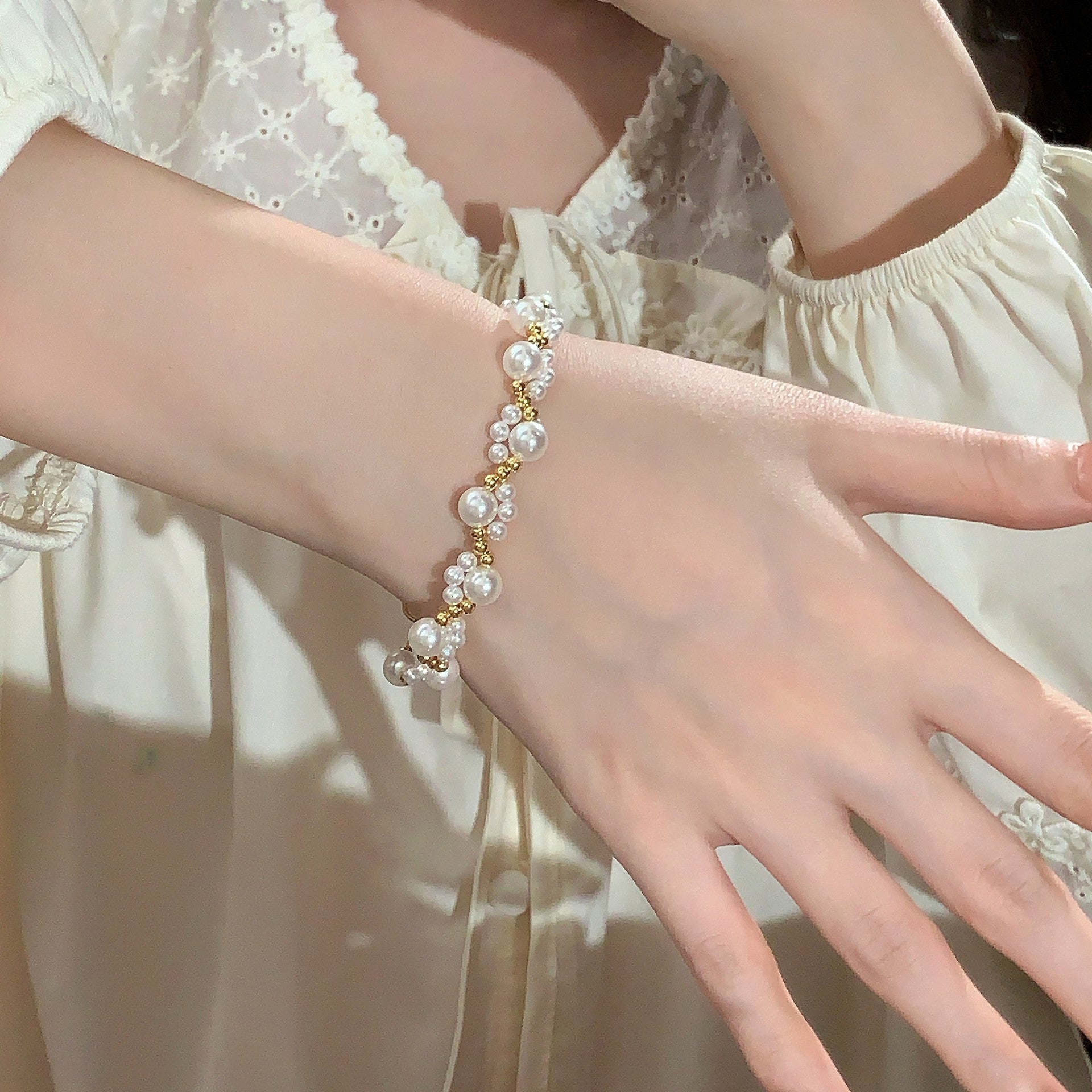 925 Sterling Silver Round Imitation Pearl Hand-woven OT Clasp Bracelet