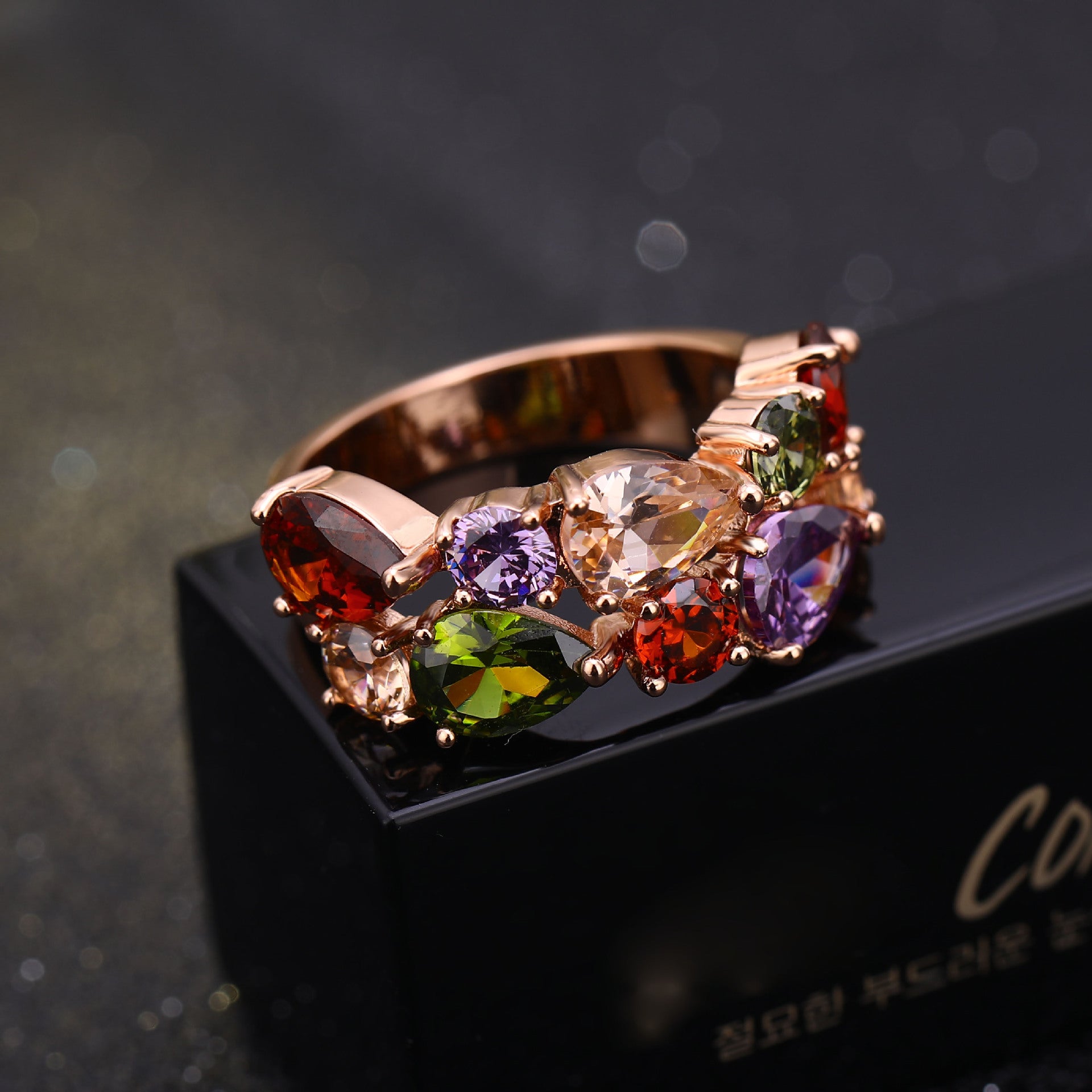 Mona Lisa Seven-Colored Zircon Ring