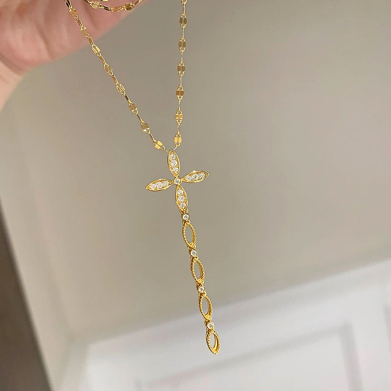 Flashing eight-pointed star compass cross four-leaf clover copper alloy necklace