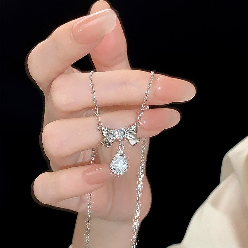 925 Sterling Silver Super Sparkling Teardrop Bow Necklace