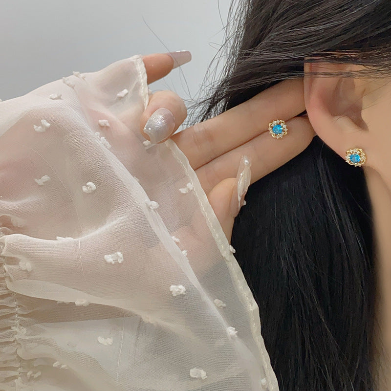 French-style luxury Hailan zircon mini niche copper alloy stud earrings