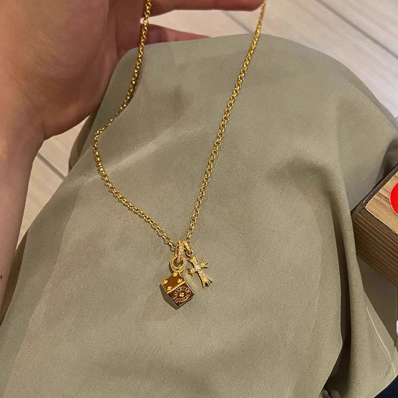 Versatile and exquisite cross-shaped copper alloy necklace