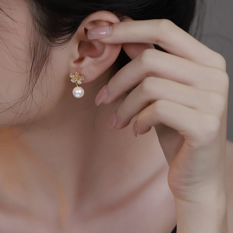 925 Sterling Silver Vintage Style Cherry Blossom Mother-of-Pearl Imitation Pearl Stud Earrings