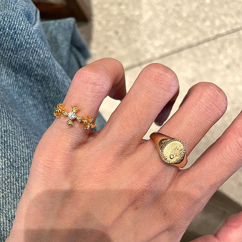 Cross-shaped moissanite copper alloy ring