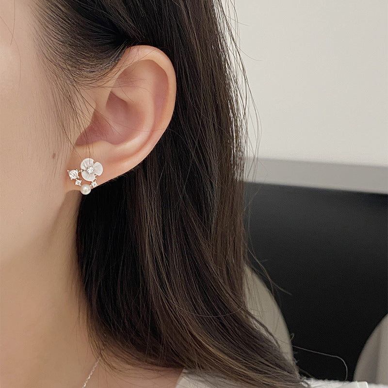 925 Sterling Silver Sweet Shell Flower Freshwater Pearl Stud Earrings