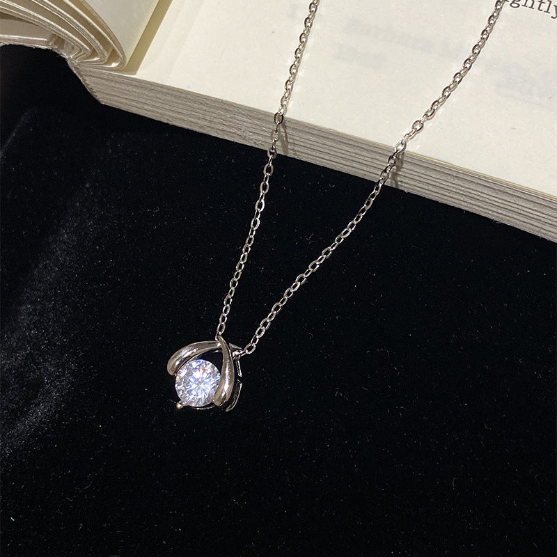 Exquisite and delicate diamond set of 999 sterling silver