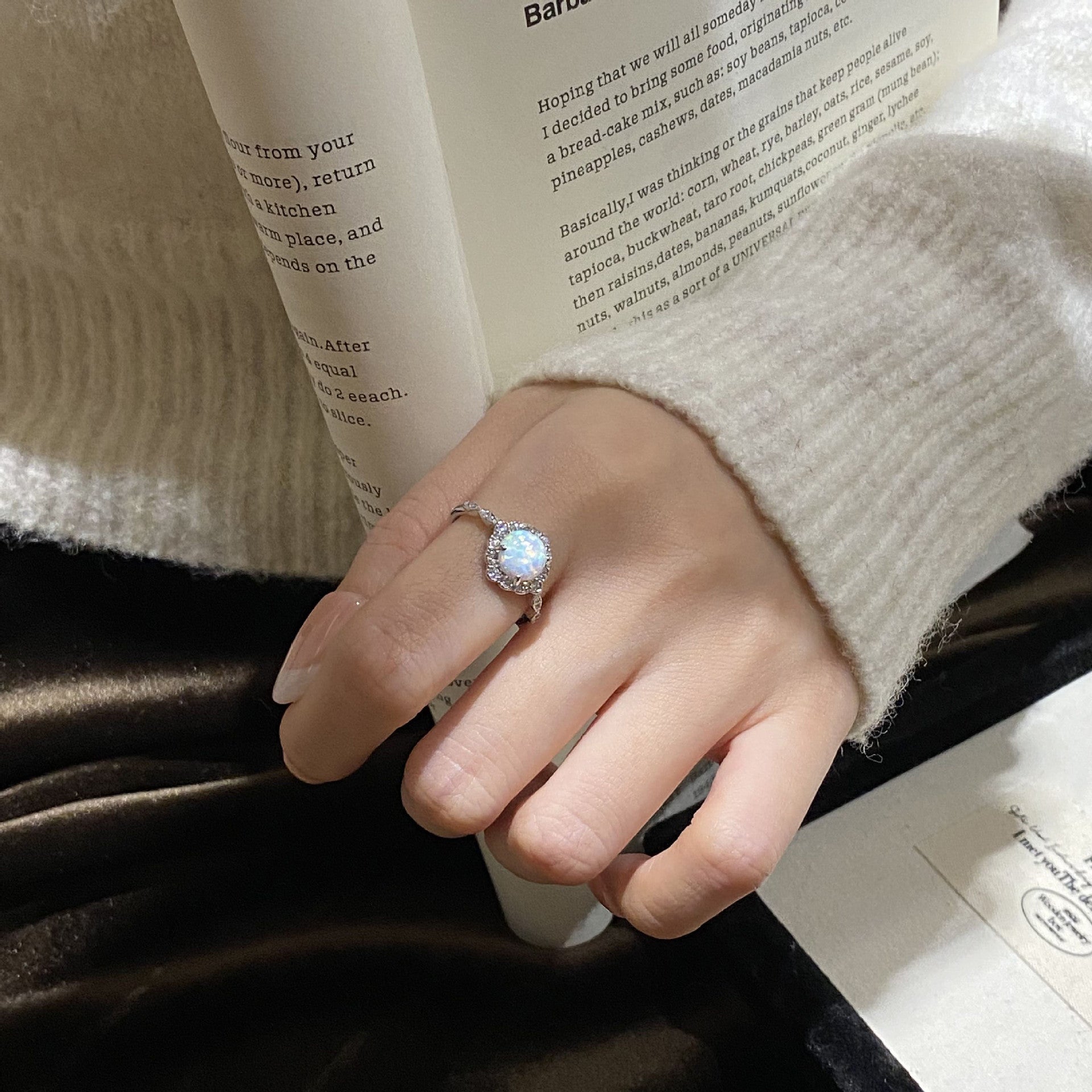 925 Sterling Silver Imitation Australian Gemstone Simple Egg-Shaped Ring