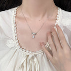 925 Sterling Silver Super Sparkling Teardrop Bow Necklace