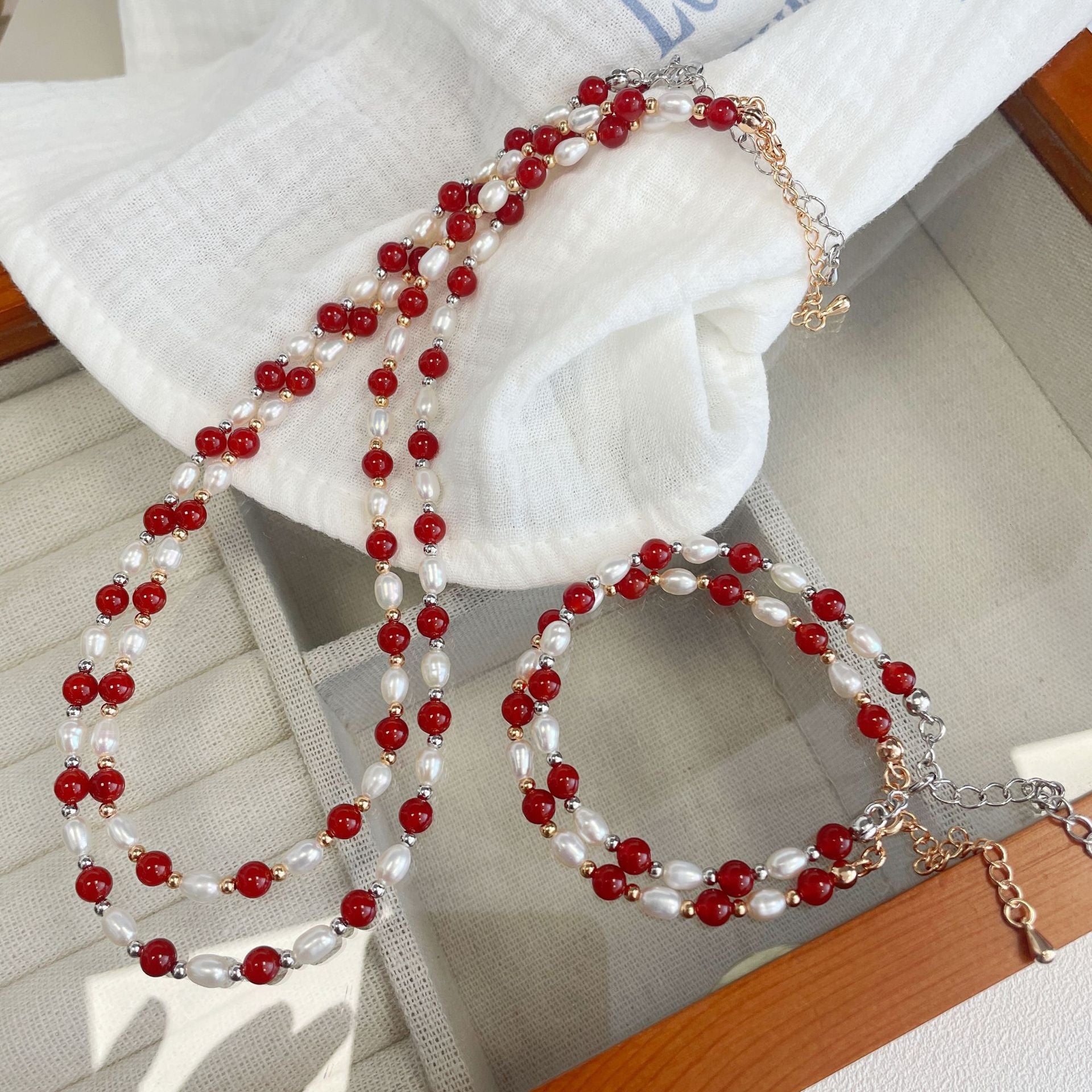 925 Sterling Silver Red Agate Color-Blocked Freshwater Pearl Necklace
