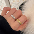 Vintage-style sparkling diamond wheat ear silk brass alloy ring