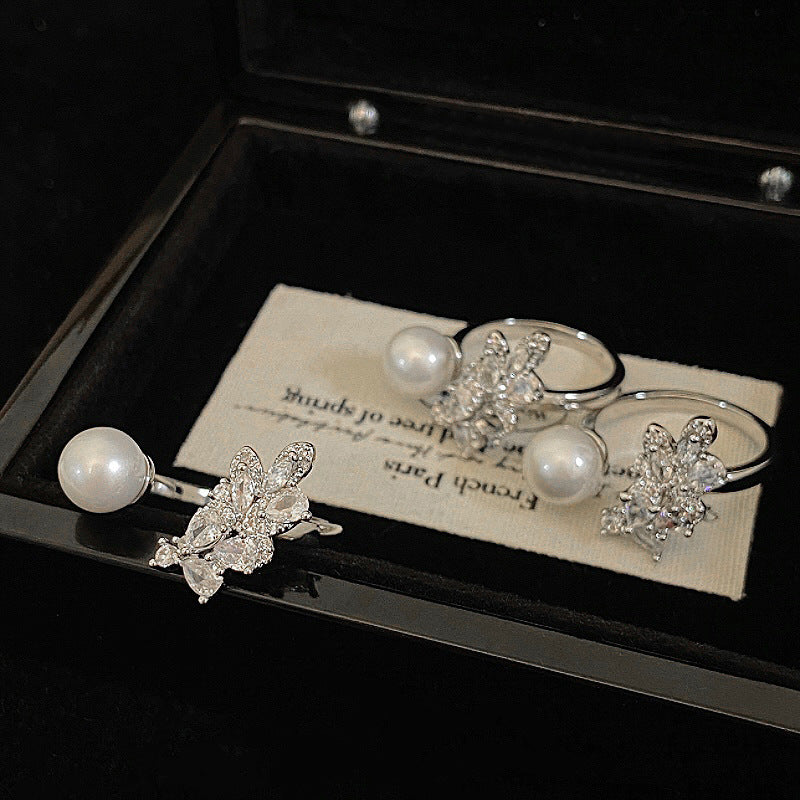 Full diamond sparkling zircon leaf pearl copper alloy ring