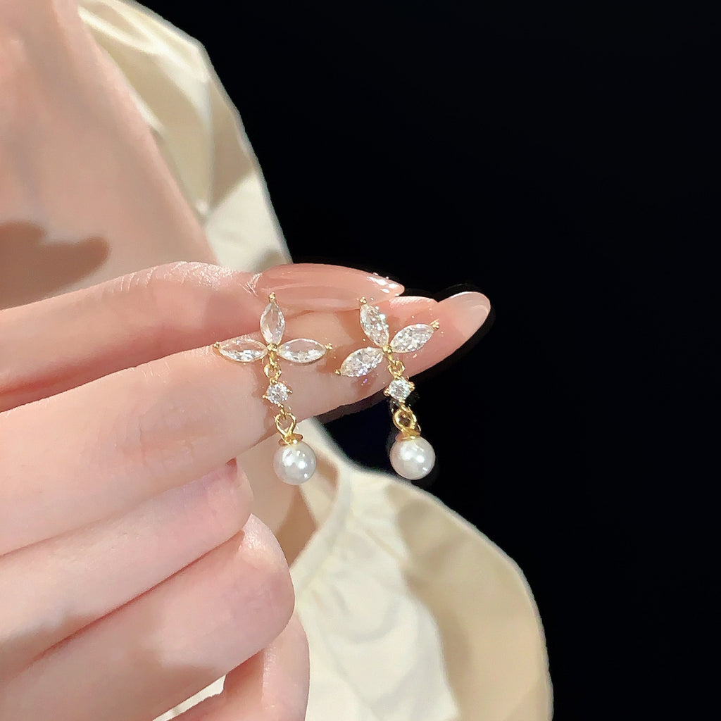 925 Sterling Silver Super Sparkling Marquise Flower Imitation Pearl Stud Earrings