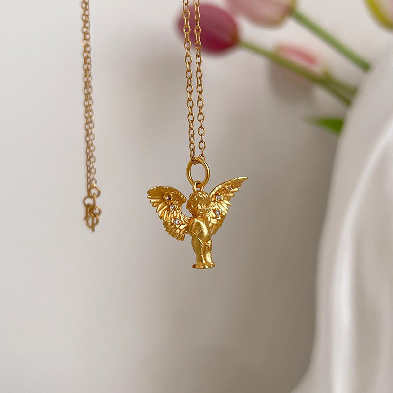 Cute little angel with golden wings copper alloy pendant