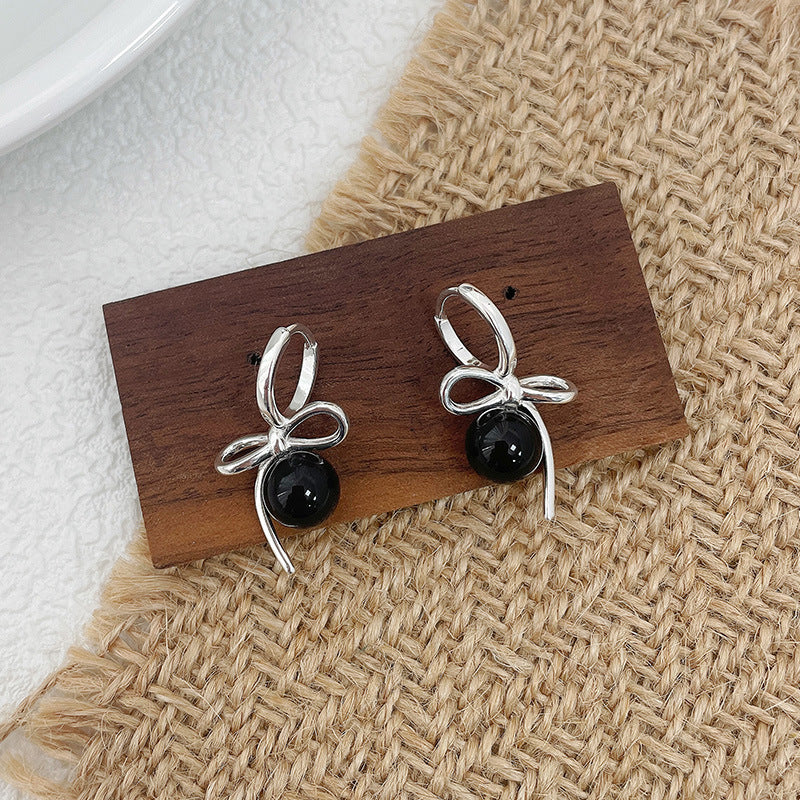 925 Sterling Silver Simple Imitation Pearl Bow Black Agate Earrings