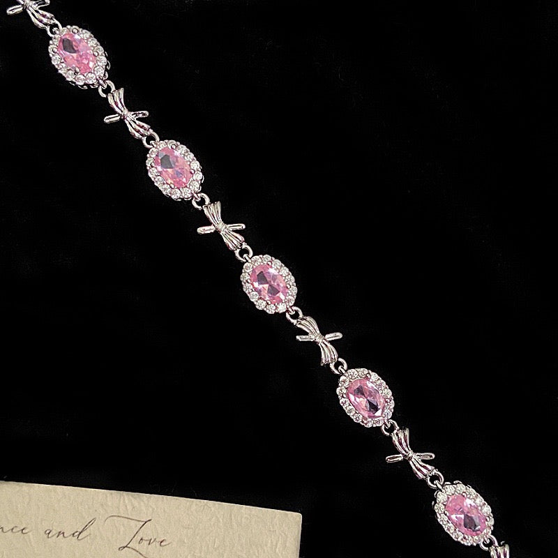 Pink zircon strawberry four-leaf clover copper alloy bracelet