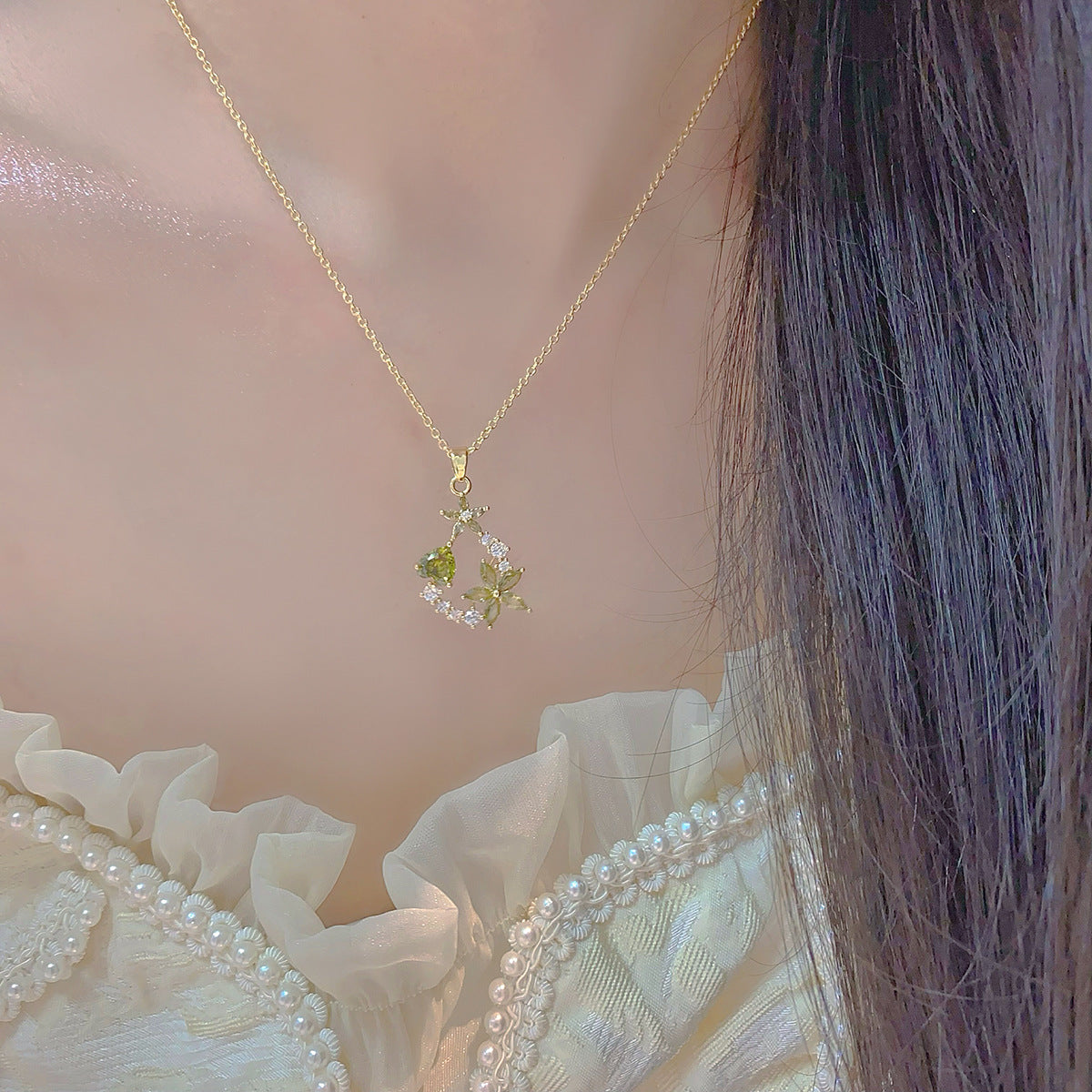 Olive Green Exquisite Zircon Copper Alloy Set