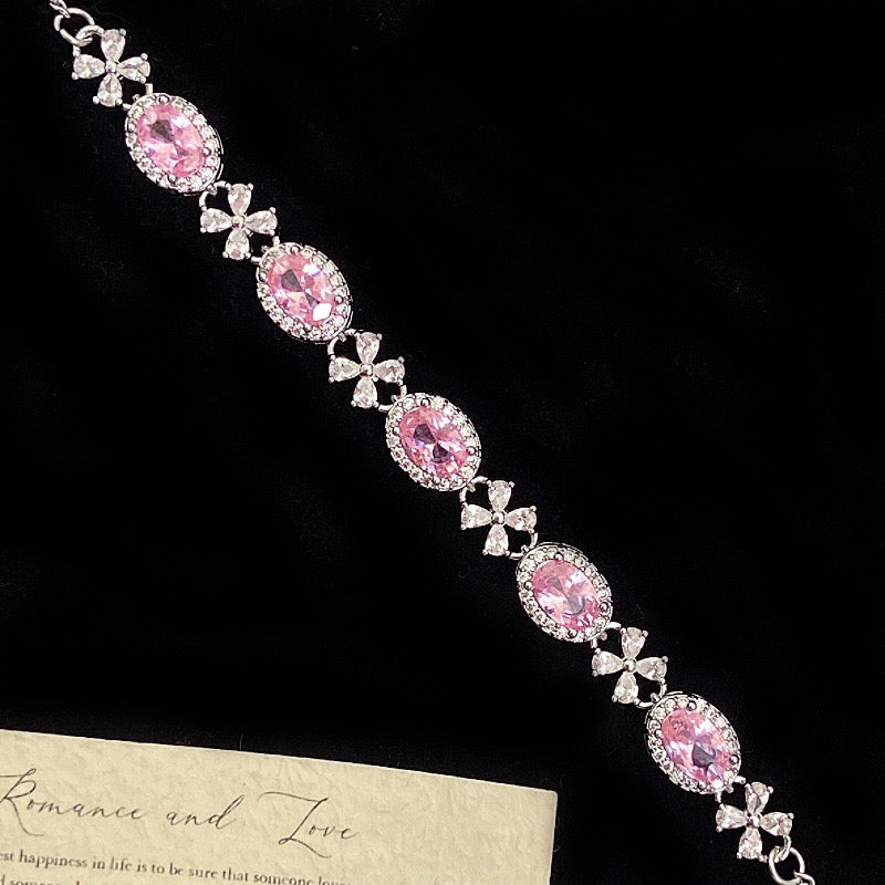 Pink zircon strawberry four-leaf clover copper alloy bracelet