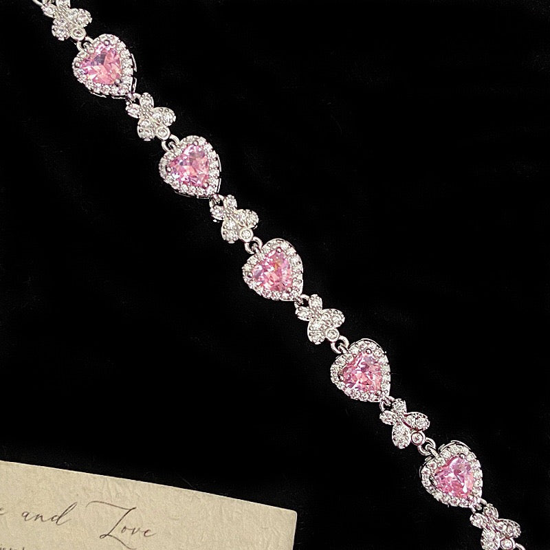 Pink zircon strawberry four-leaf clover copper alloy bracelet