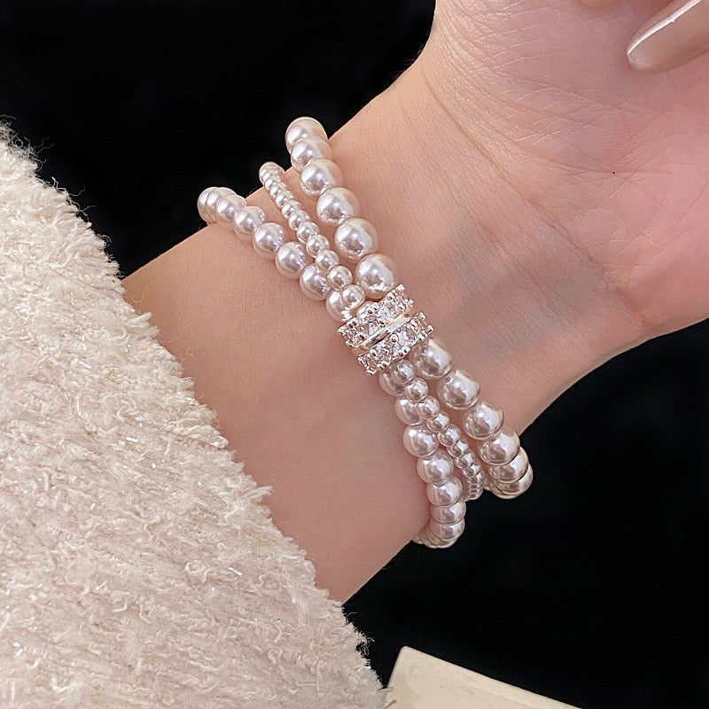 Manta Rose Crystal Pearl Two-Tone Three-Layer Micro-Patterned Zirconia Bracelet