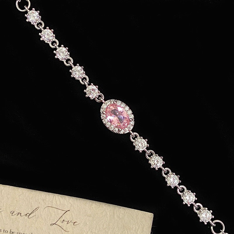 Pink zircon strawberry four-leaf clover copper alloy bracelet