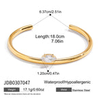 Zircon colorfast, luxurious and high-end stainless steel open bangle.