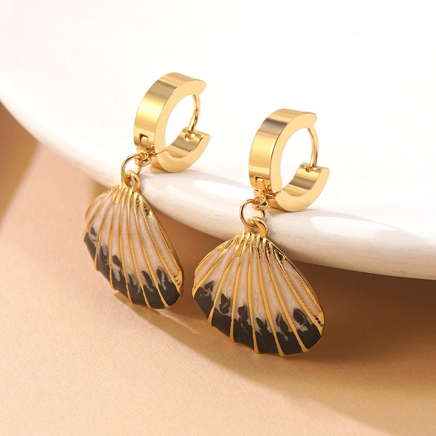 Oil-dripping shell stainless steel fan-shaped earrings
