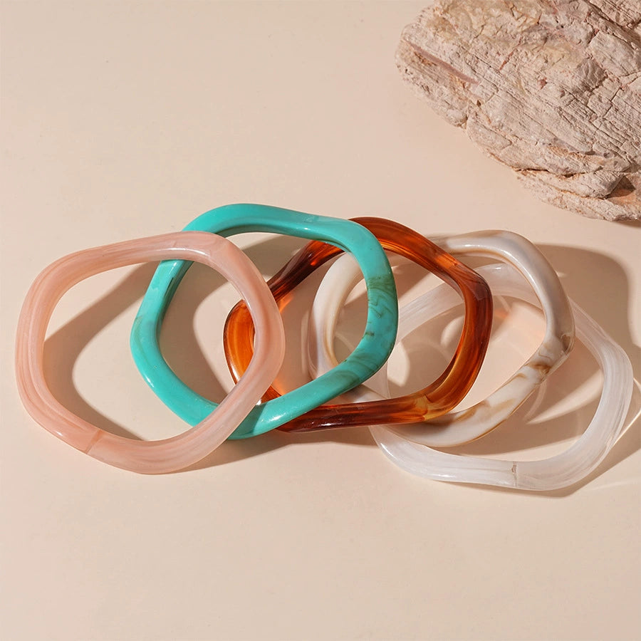 Acrylic Irregular Geometric Plain Circle Bracelet