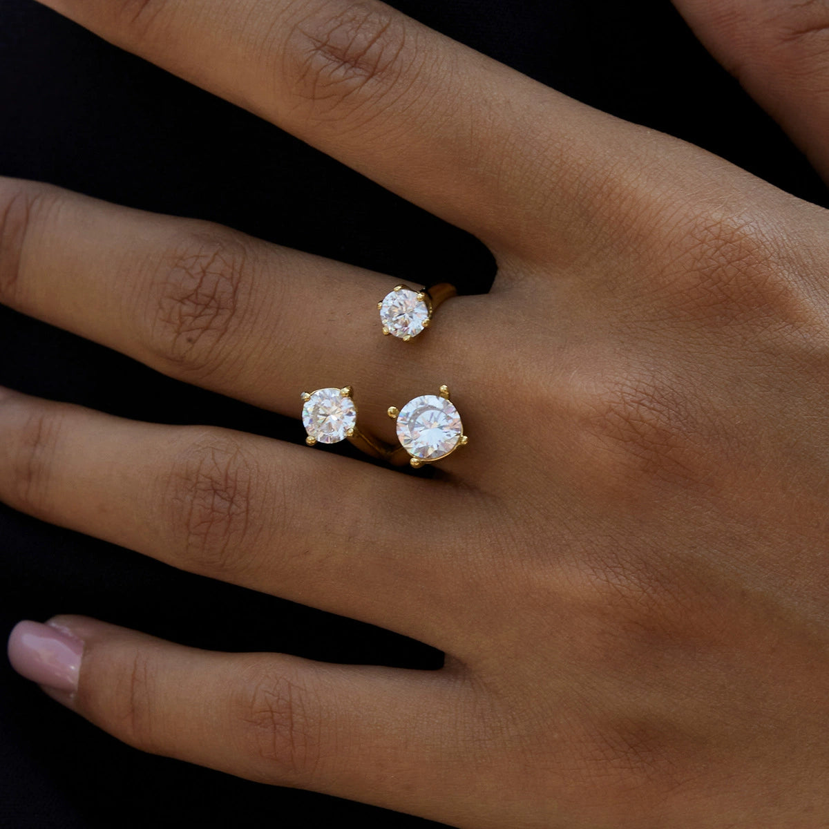 Zircon colorfast stainless steel ring