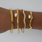 Zircon colorfast, luxurious and high-end stainless steel open bangle.