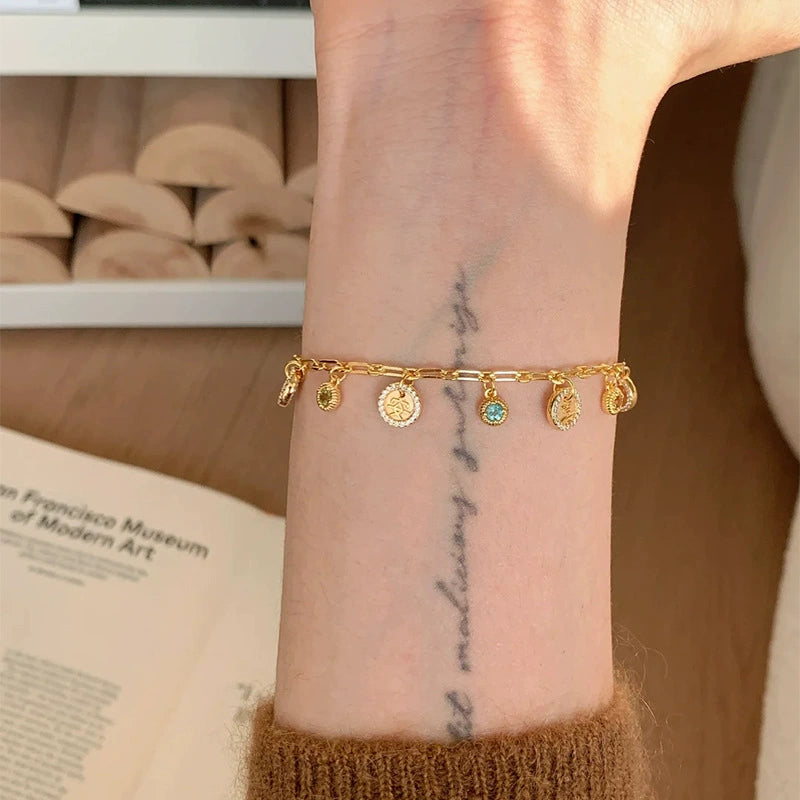 Vintage-style starry copper alloy bracelet