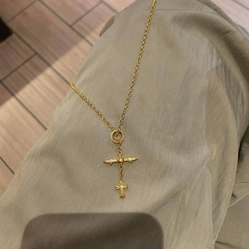 Fine-shine cross pendant copper alloy necklace