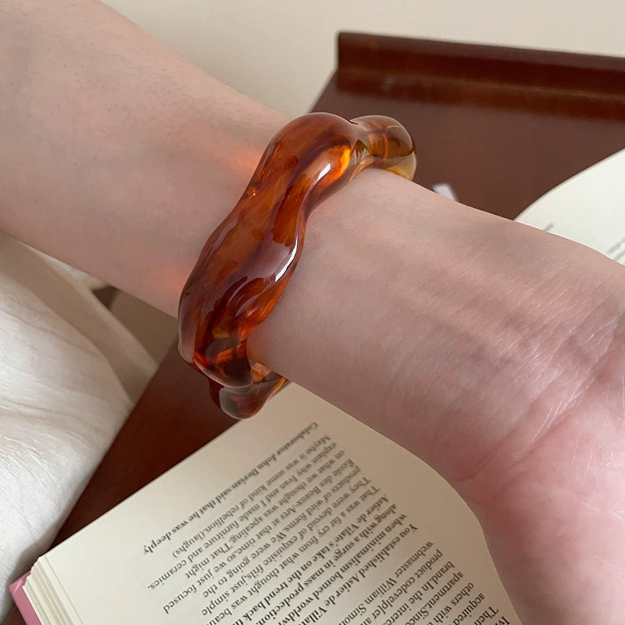 Acrylic Irregular Flower Shaped Geometric Open Bracelet
