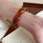 Acrylic Irregular Flower Shaped Geometric Open Bracelet