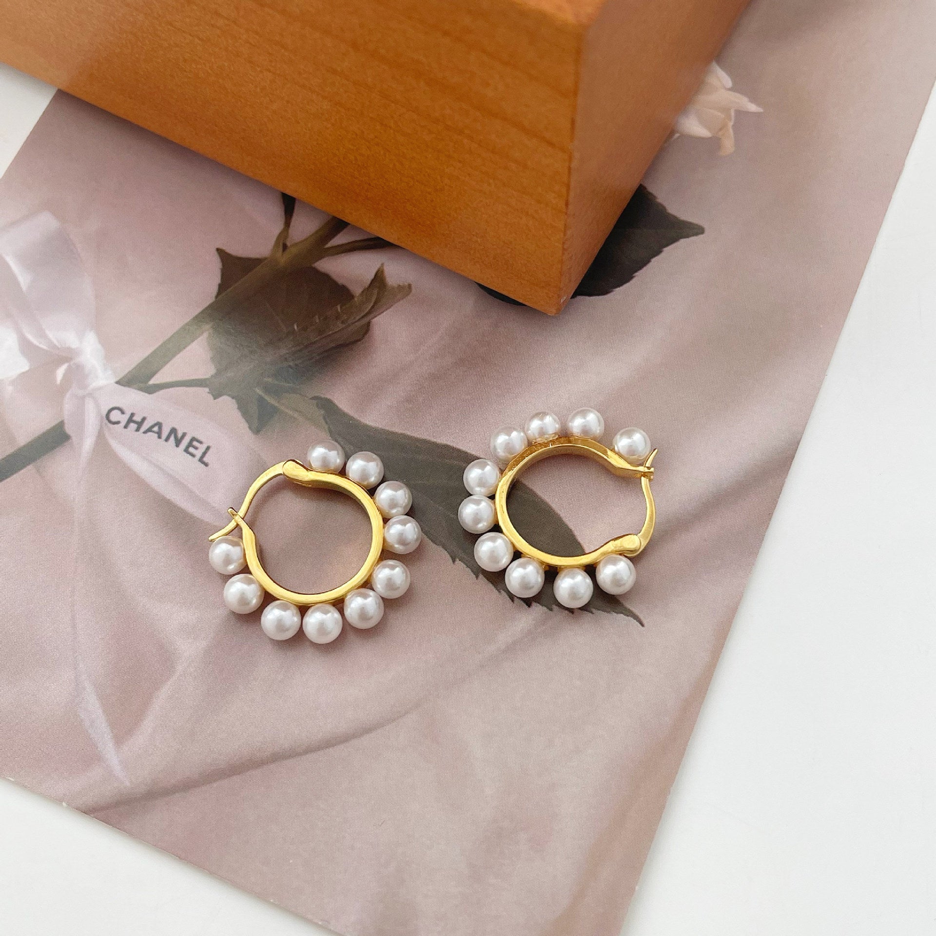 925 Sterling Silver Imitation Pearl Design Earrings